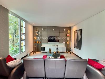 Casa de 4 alcobas en venta en El Poblado, Medellín, 1827 m² · foto 7 de 20