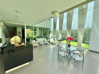 Casa de 4 alcobas en venta en El Poblado, Medellín, 1827 m² · foto 14 de 20