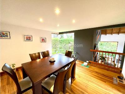 Casa de 3 alcobas en venta en Alto De Las Palmas, Envigado, 1200 m² · foto 6 de 11