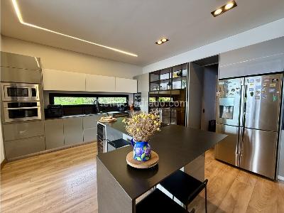 Casa de 4 alcobas en venta en El Chocho, Envigado, 783 m² · foto 8 de 20