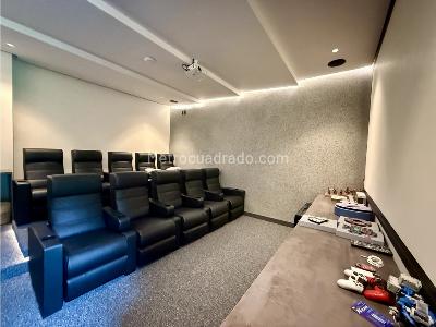 Casa de 4 alcobas en venta en El Chocho, Envigado, 783 m² · foto 13 de 20