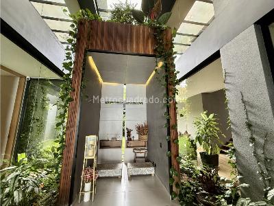 Casa de 4 alcobas en venta en El Chocho, Envigado, 783 m² · foto 19 de 20