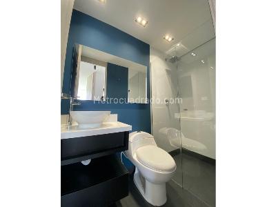 Apartamento de 2 alcobas en venta en Las Lomitas, Sabaneta, 82 m² · foto 6 de 6