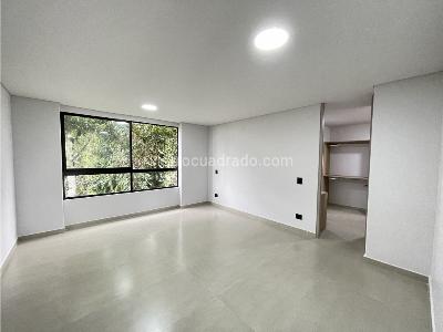 Apartamento de 3 alcobas en venta en El Poblado, Medellín, 400 m² · foto 6 de 10