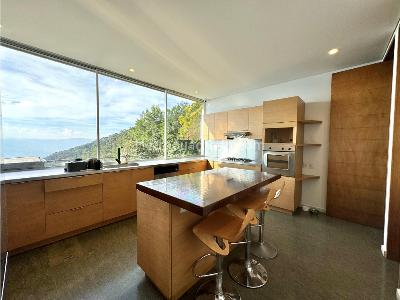 Casa de 3 alcobas en venta en El Poblado, Medellín · foto 3 de 13