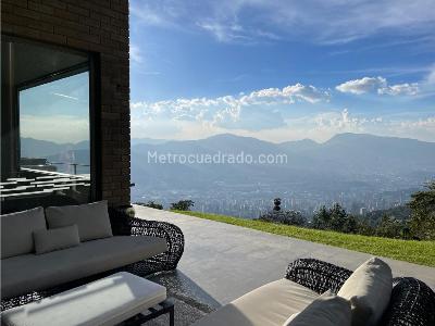 Casa de 3 alcobas en venta en El Poblado, Medellín · foto 13 de 13