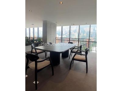 Apartamento de 3 alcobas en venta en El Poblado, Medellín, 145 m² · foto 10 de 17