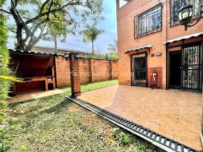 Casa de 3 alcobas en venta en Suramerica, Itagüí, 140 m² · foto 2 de 18