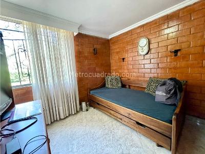 Casa de 3 alcobas en venta en Suramerica, Itagüí, 140 m² · foto 15 de 18