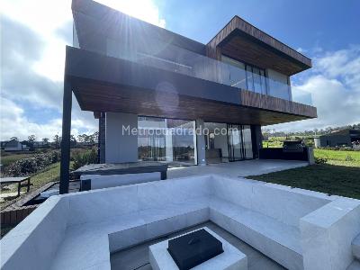 Casa de 4 alcobas en venta en Alto De Las Palmas, Envigado, 460 m² · foto 13 de 20
