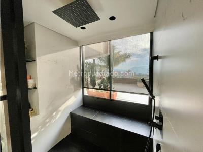 Apartamento en venta en El Poblado, Medellín · foto 11 de 20