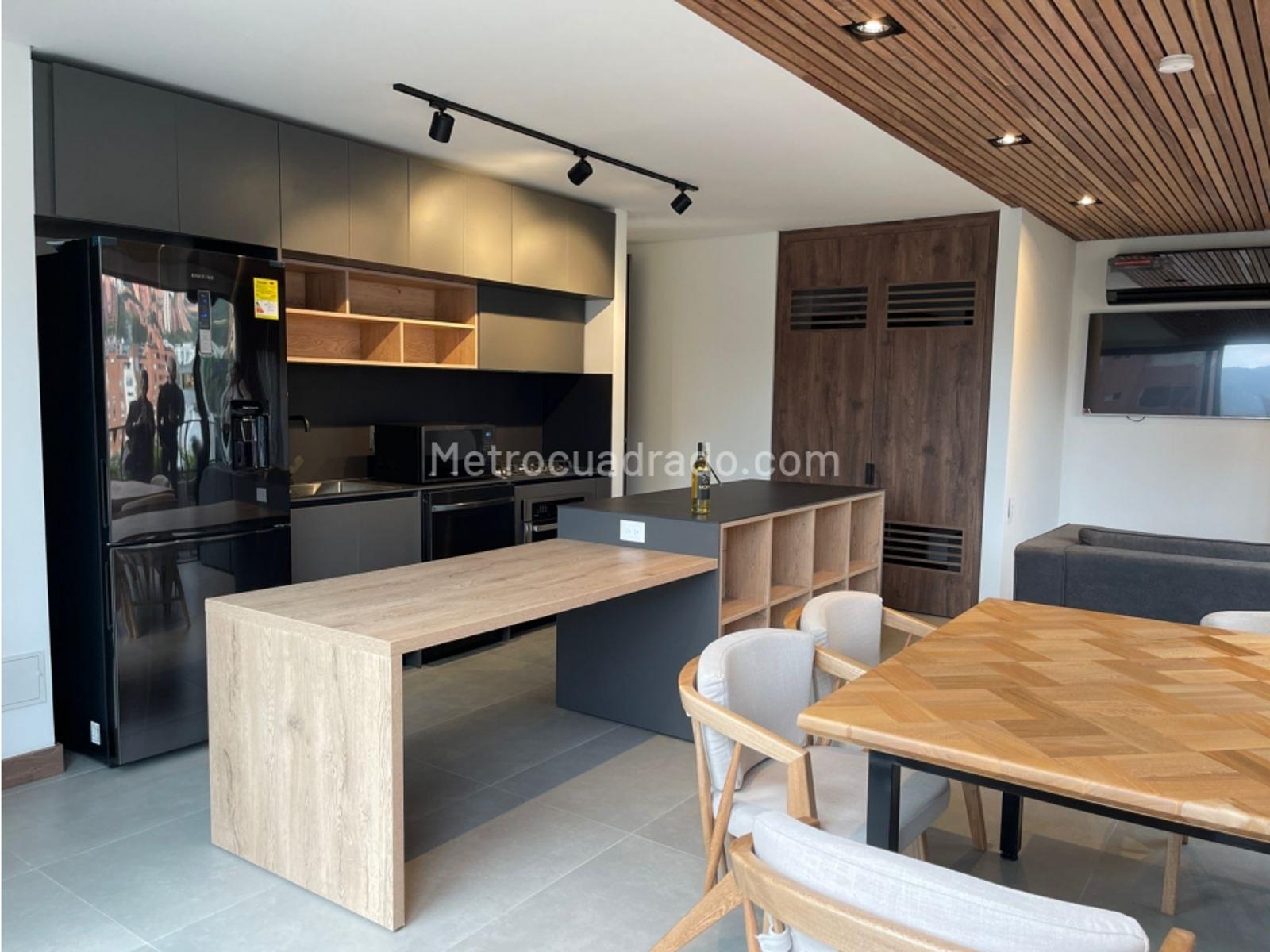 Apartamento de 2 habitaciones en venta en El Poblado, Medellín — imagen 1 de 20