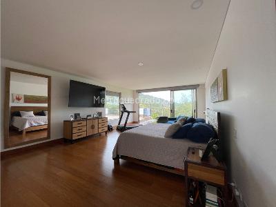 Casa de 4 alcobas en venta en Loma Del Escobero, Envigado, 700 m² · foto 5 de 20