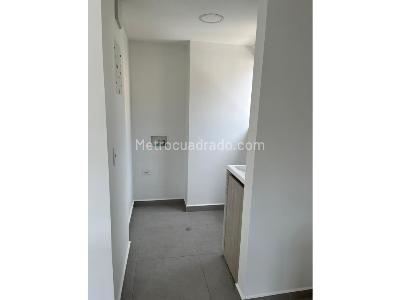 Apartamento de 2 alcobas en venta en V, Sabaneta, 57 m² · foto 2 de 12