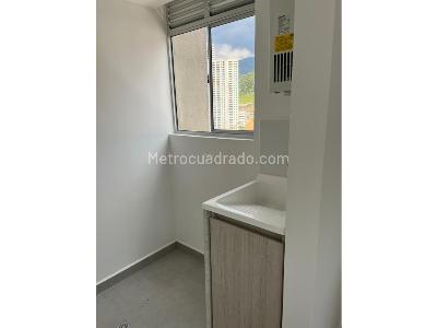 Apartamento de 2 alcobas en venta en V, Sabaneta, 57 m² · foto 3 de 12