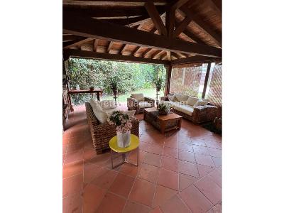 Casa de 5 alcobas en venta en Rionegro, Rionegro, 1268 m² · foto 2 de 20