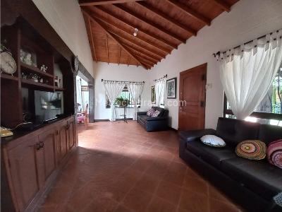 Casa de 5 alcobas en venta en Rionegro, Rionegro, 1268 m² · foto 5 de 20