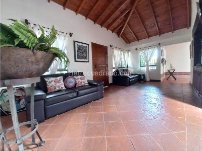 Casa de 5 alcobas en venta en Rionegro, Rionegro, 1268 m² · foto 6 de 20