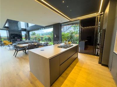 Casa de 3 alcobas en venta en Alto De Las Palmas, Envigado, 1275 m² · foto 11 de 20