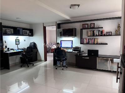 Apartamento de 3 alcobas en venta en Loma De Los Gonzalez, Medellín, 256 m² · foto 5 de 9