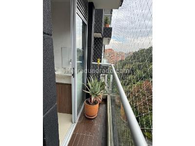 Apartamento de 3 alcobas en venta en Aves Marias, Sabaneta, 84 m² · foto 2 de 13