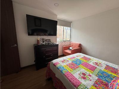 Apartamento de 3 alcobas en venta en Aves Marias, Sabaneta, 84 m² · foto 8 de 13