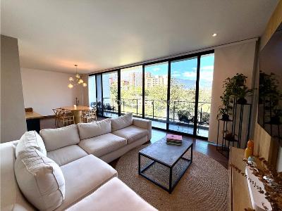 Apartamento de 2 alcobas en arriendo en El Poblado, Medellín, 120 m² · foto 2 de 18