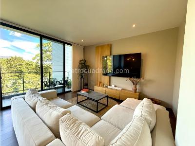 Apartamento de 2 alcobas en arriendo en El Poblado, Medellín, 120 m² · foto 3 de 18