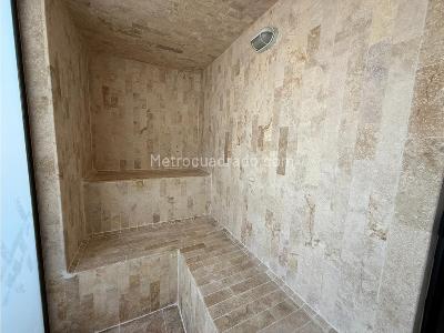 Apartamento de 2 alcobas en arriendo en El Poblado, Medellín, 120 m² · foto 9 de 18