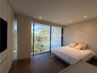 Apartamento de 2 alcobas en arriendo en El Poblado, Medellín, 120 m² · foto 13 de 18