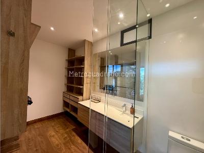 Apartamento de 2 alcobas en arriendo en El Poblado, Medellín, 120 m² · foto 15 de 18