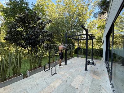 Apartamento de 2 alcobas en arriendo en El Poblado, Medellín, 120 m² · foto 17 de 18