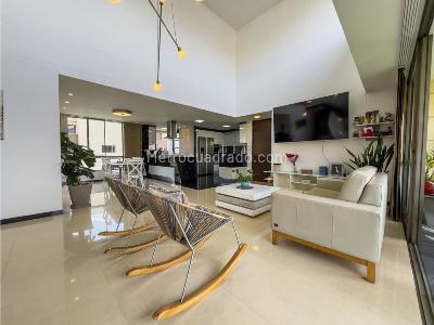 Apartamento de 4 alcobas en venta en Zuñiga, Envigado, 198 m² · foto 2 de 20