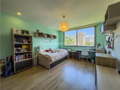 Apartamento de 3 alcobas en venta en El Poblado, Medellín, 246 m² · foto 12 de 20