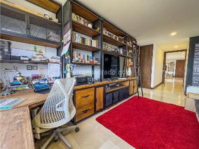Apartamento de 3 alcobas en venta en El Poblado, Medellín, 246 m² · foto 13 de 20