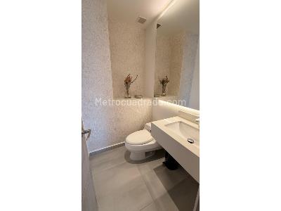 Apartamento de 3 alcobas en venta en Loma De Las Brujas, Envigado, 173 m² · foto 17 de 19
