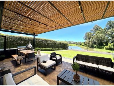 Casa de 3 alcobas en venta en Llanogrande, Rionegro, 1356 m² · foto 3 de 7