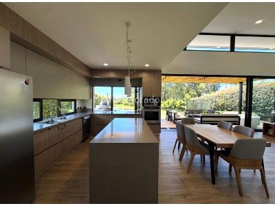 Casa de 3 alcobas en venta en Llanogrande, Rionegro, 1356 m² · foto 4 de 7