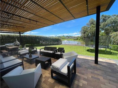 Casa de 3 alcobas en venta en Llanogrande, Rionegro, 1356 m² · foto 6 de 7