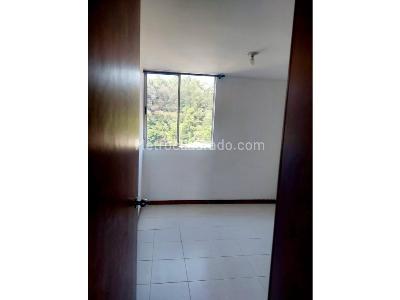 Apartamento de 3 alcobas en venta en Laureles, Medellín, 83 m² · foto 16 de 20