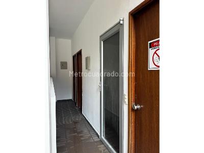 Apartamento de 3 alcobas en venta en Laureles, Medellín, 83 m² · foto 20 de 20