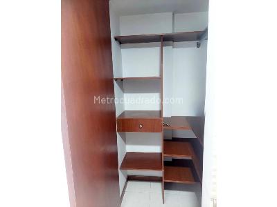 Apartamento de 3 alcobas en venta en Laureles, Medellín, 83 m² · foto 10 de 20
