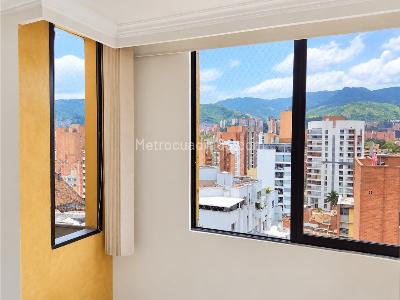 Apartamento de 4 alcobas en venta en Bolivariana, Medellín, 187 m² · foto 4 de 17