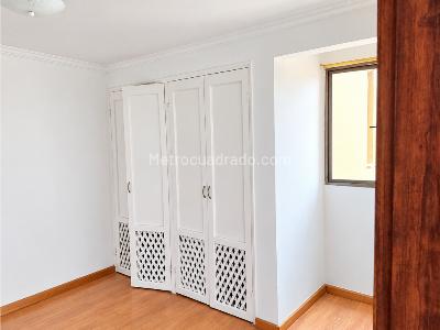 Apartamento de 4 alcobas en venta en Bolivariana, Medellín, 187 m² · foto 14 de 17