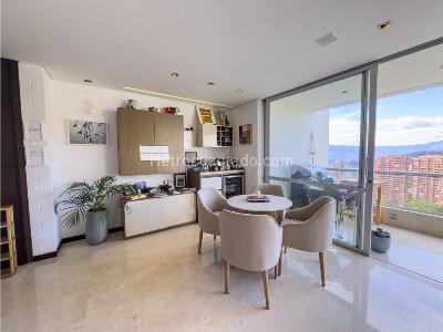 Apartamento de 3 alcobas en venta en El Tesoro, Medellín, 200 m² · foto 12 de 20