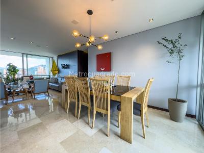 Apartamento de 3 alcobas en venta en El Tesoro, Medellín, 200 m² · foto 15 de 20