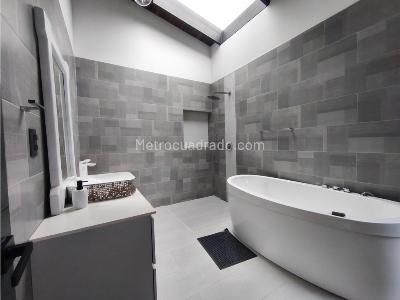 Casa de 5 alcobas en venta en Alto De Las Palmas, Envigado · foto 15 de 18