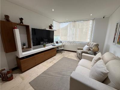 Apartamento de 3 alcobas en venta en El Poblado, Medellín, 255 m² · foto 6 de 12