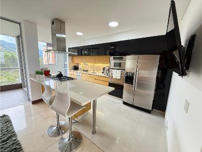 Apartamento de 3 alcobas en venta en El Poblado, Medellín, 255 m² · foto 7 de 12