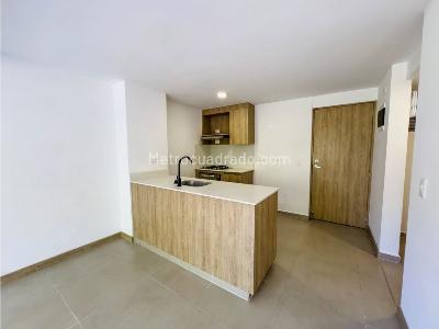 Apartamento en venta en Loma Del Escobero, Envigado · foto 8 de 20